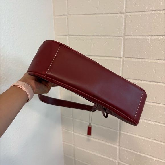 Covington red shoulder bag - Picture 5 of 11